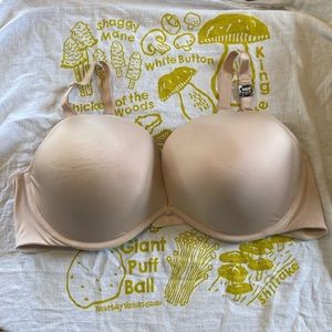 NWT Torrid Curve Bra Nude 44DD E Back Smoothing